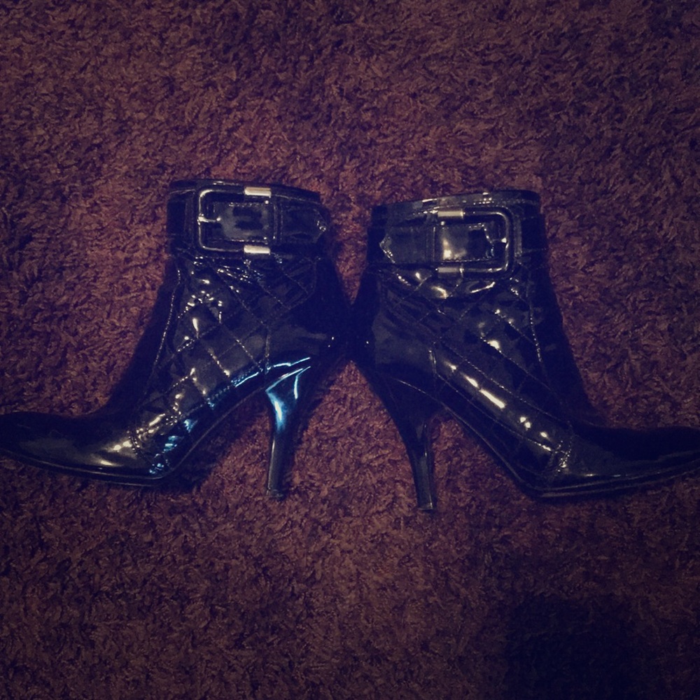 Authentic Burberry patent leather ankle boots